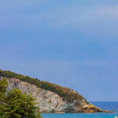 Le Ghiaie Beach Hébergement de vacances *